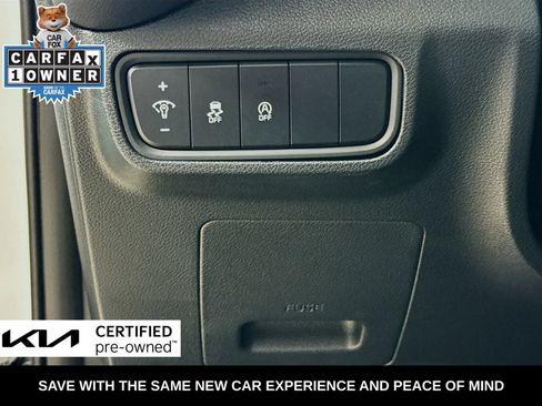 Certified 2025 Kia Soul LX w/ LX Technology Package FWD image 12