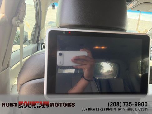 Used 2020 Kia Sedona SX FWD image 24