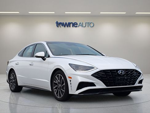 Used 2020 Hyundai Sonata Limited w/ Preferred Accessory Package FWD image 7