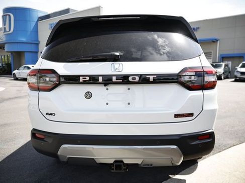 New 2026 Honda Pilot TrailSport image 11