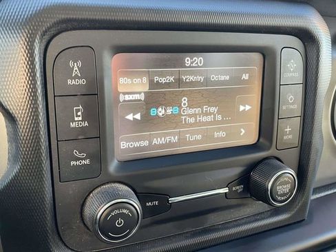 Used 2021 Jeep Wrangler Sport image 29