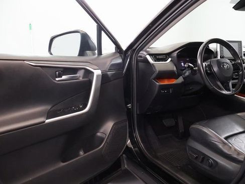 Used 2020 Toyota RAV4 Adventure AWD/4WD image 9