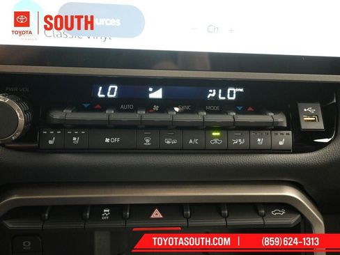 New 2026 Toyota Tundra Limited AWD/4WD image 15