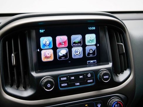 Used 2017 Chevrolet Colorado Z71 image 27