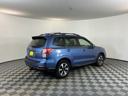 Used 2018 Subaru Forester 2.5i Limited w/ Popular Package #2 AWD/4WD image 5