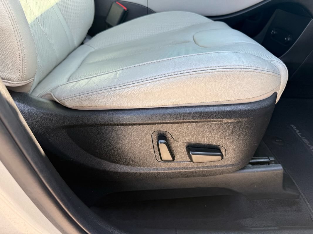 Used 2020 Hyundai Palisade SEL w/ Premium Package FWD image 15