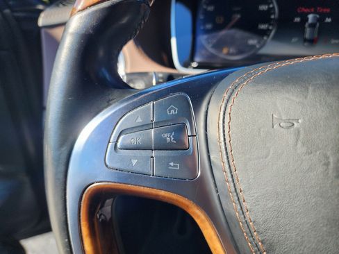 Used 2015 Mercedes-Benz S 550 Sedan image 29