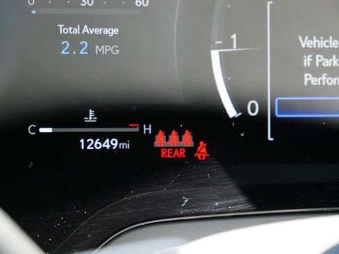 Used 2025 Lexus RX 350 Premium w/ Accessory Package FWD image 4