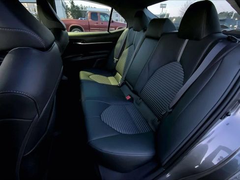 Used 2023 Toyota Camry SE w/ Convenience Package image 20