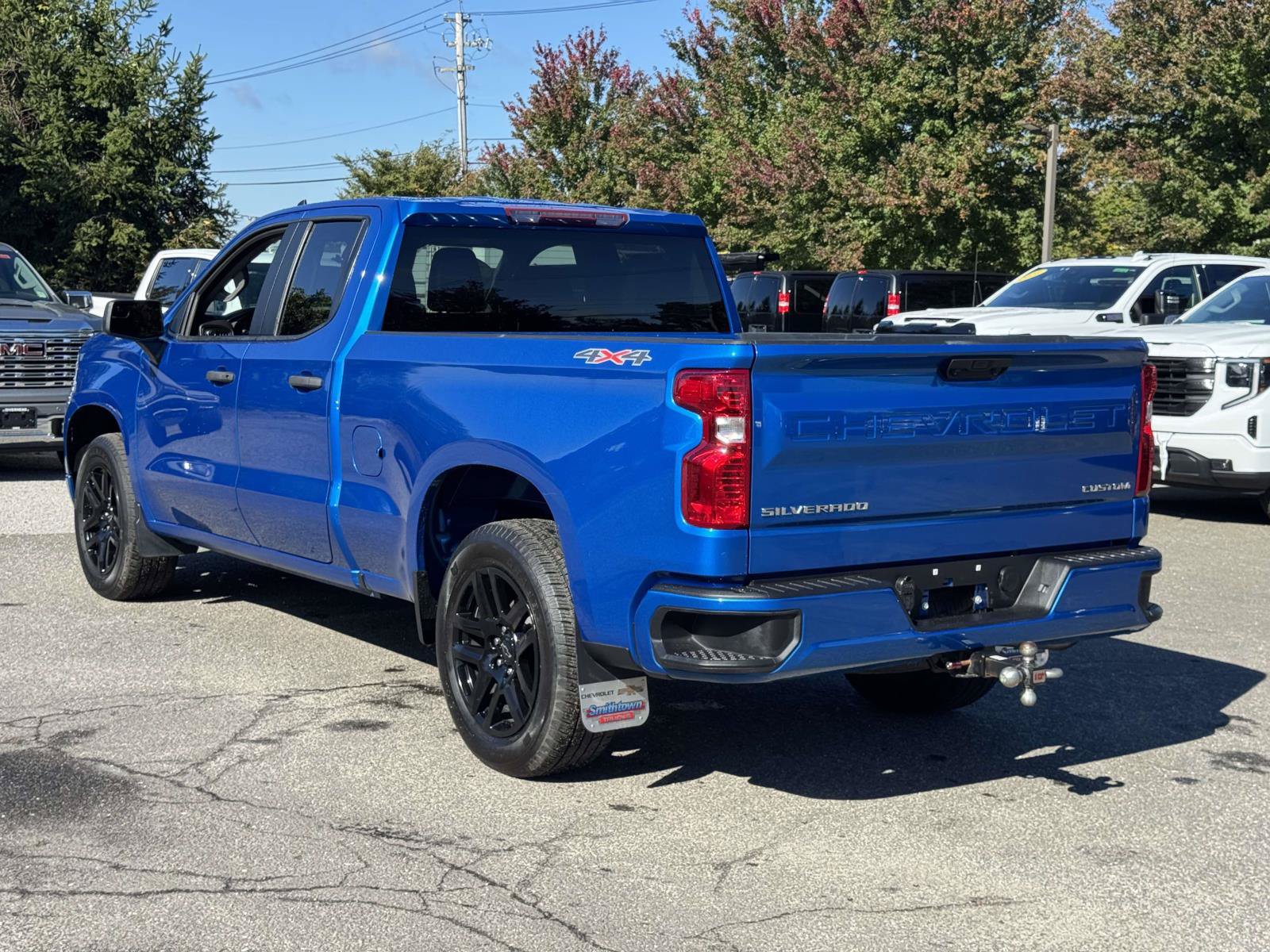 Used 2024 Chevrolet Silverado 1500 Custom AWD/4WD image 4