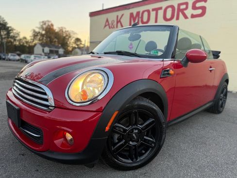 Used 2015 MINI Cooper Convertible image 1