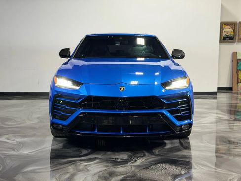 Used 2020 Lamborghini Urus Sport Utility 4D image 11