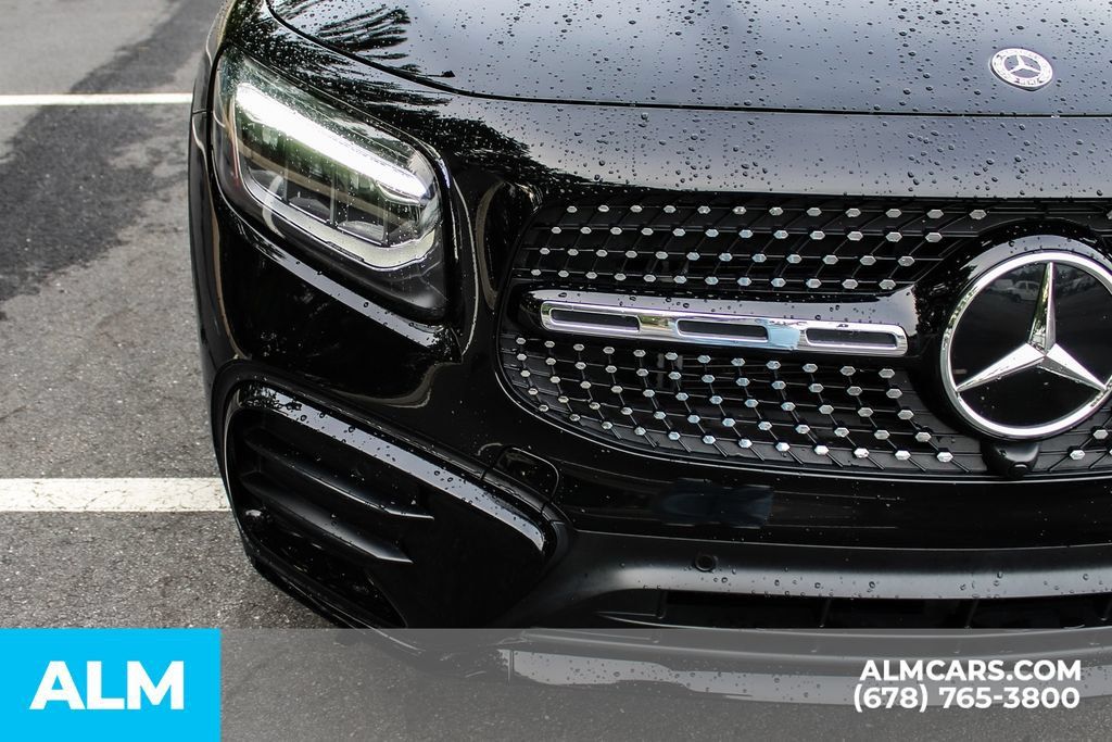 Used 2025 Mercedes-Benz GLB 250 image 11