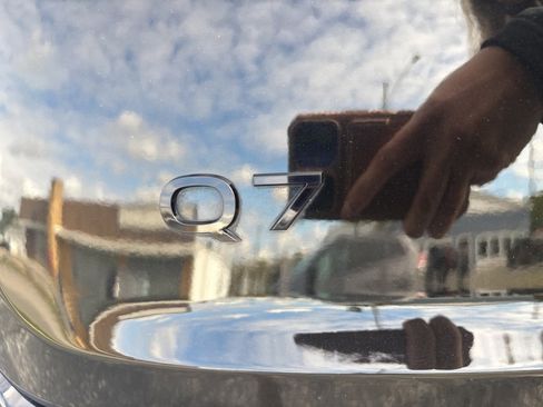 Used 2025 Audi Q7 3.0T Premium Plus image 11