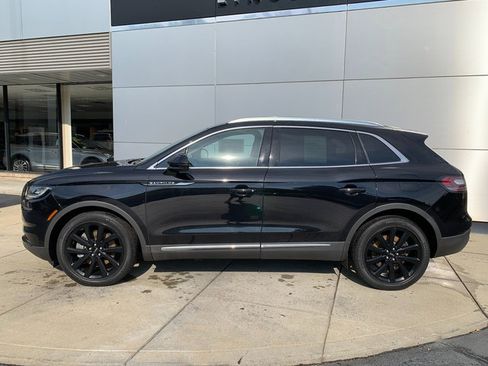 Certified 2023 Lincoln Nautilus Reserve w/ Monochromatic Package AWD/4WD image 2