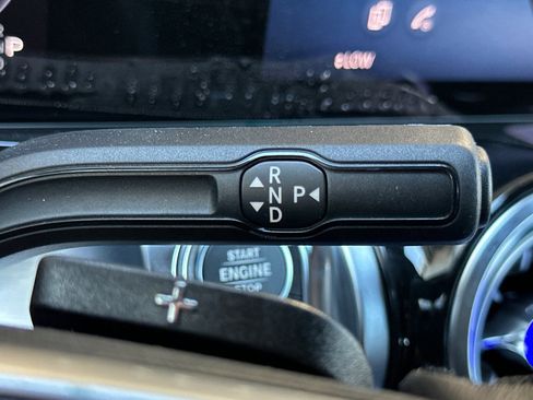 New 2025 Mercedes-Benz GLB 250 250 image 16