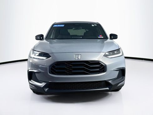 Used 2024 Honda HR-V Sport image 3