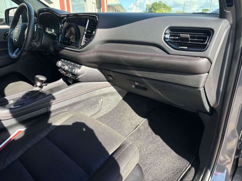 Certified 2025 Dodge Durango GT w/ Blacktop Package image 39