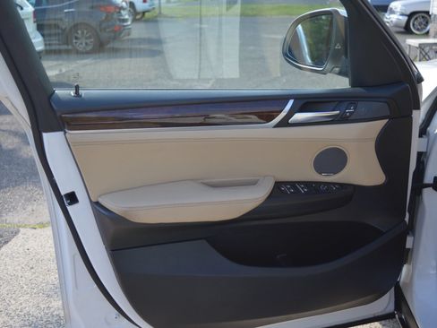 Used 2017 BMW X3 xDrive28i AWD/4WD image 24