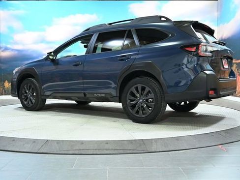 Certified 2025 Subaru Outback Onyx Edition AWD/4WD image 6