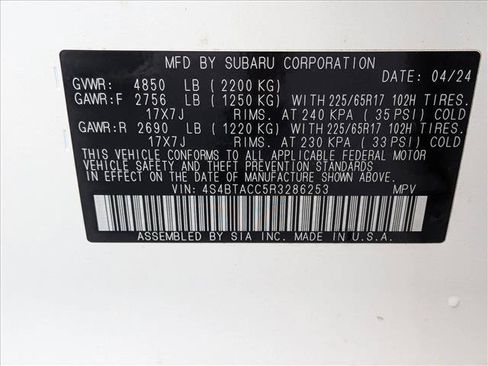 Used 2024 Subaru Outback Premium AWD/4WD image 23