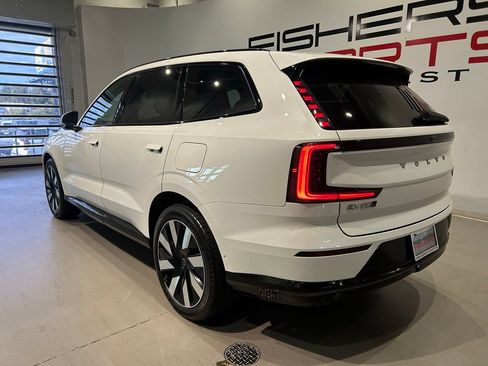 Used 2025 Volvo EX90 Ultra AWD/4WD image 5