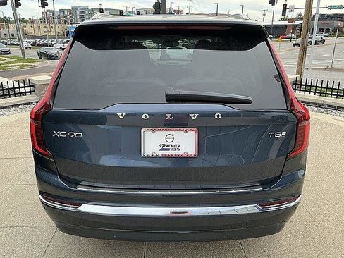 New 2026 Volvo XC90 T8 Ultra w/ Protection Package Premier AWD/4WD image 9