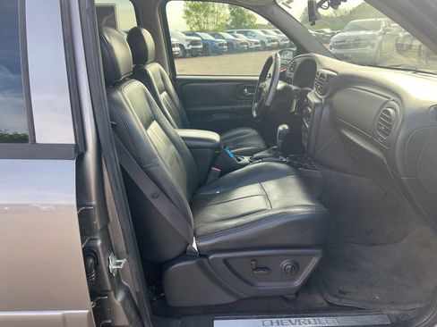Used 2005 Chevrolet TrailBlazer LT AWD/4WD image 22