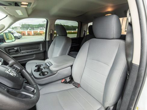 Used 2017 RAM 2500 Tradesman w/ Chrome Appearance Group image 19