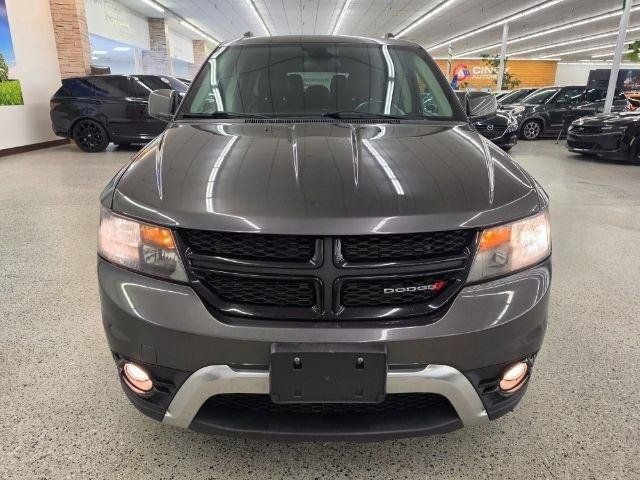 Used 2018 Dodge Journey Crossroad FWD image 2