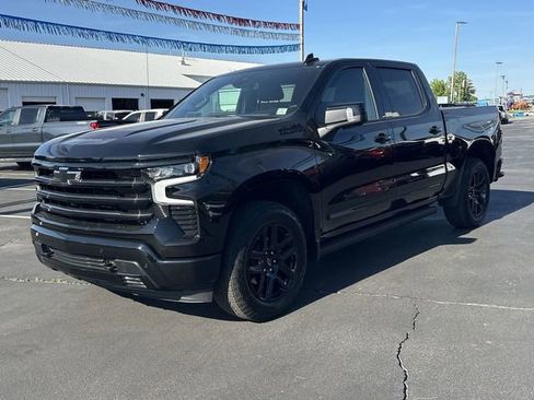 Certified 2025 Chevrolet Silverado 1500 High Country w/ Midnight Edition AWD/4WD image 4