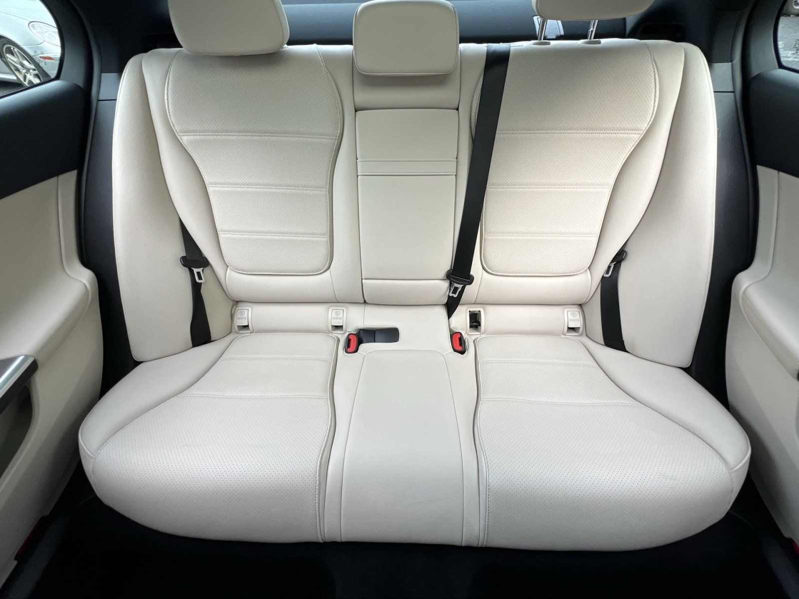 Used 2023 Mercedes-Benz C 300 4MATIC Sedan image 15