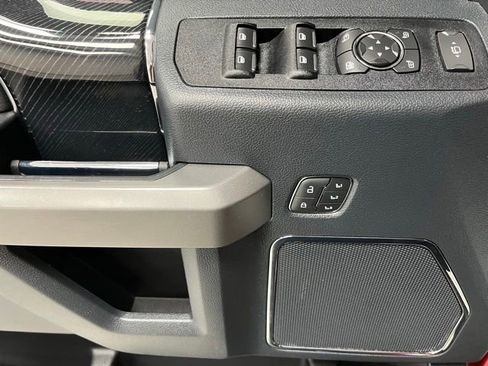 Used 2022 Ford F350 Platinum AWD/4WD image 24