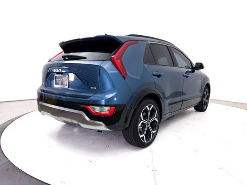 Certified 2025 Kia Niro EX Touring FWD image 19
