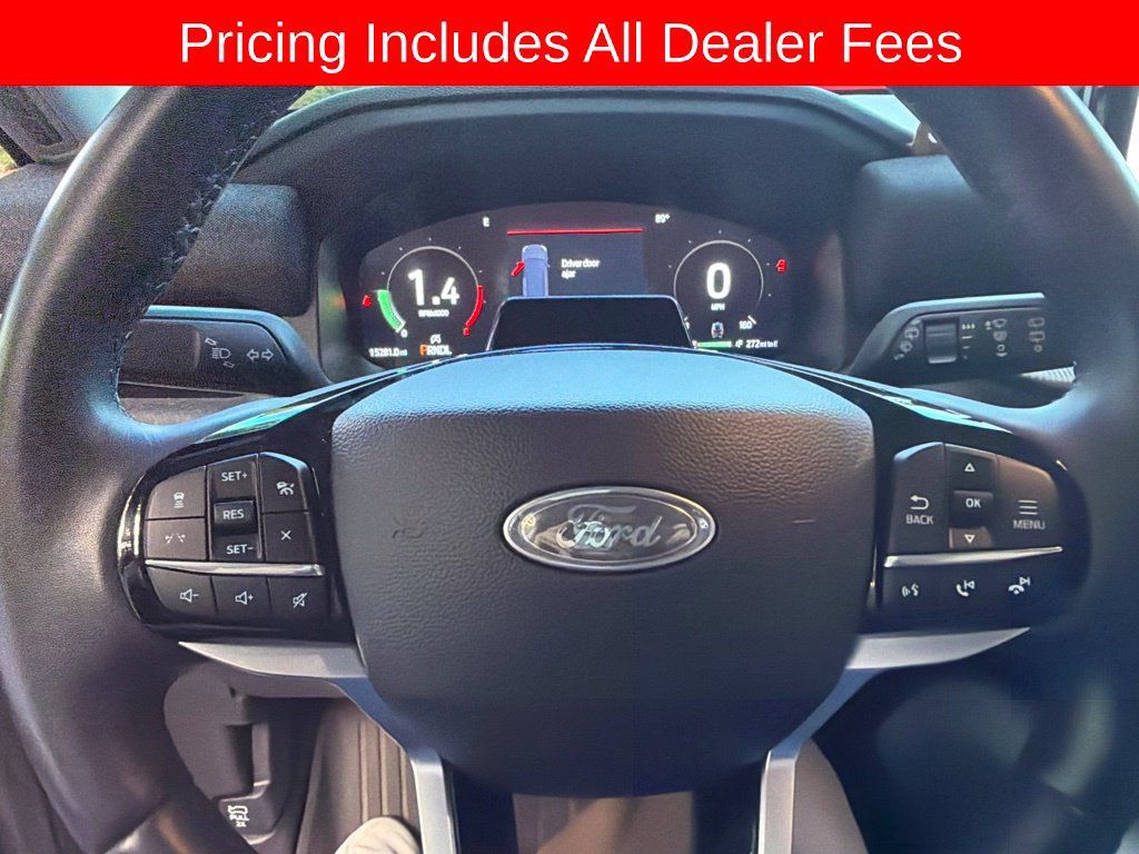 Used 2025 Ford Explorer Platinum w/ Ultimate Package AWD/4WD image 6