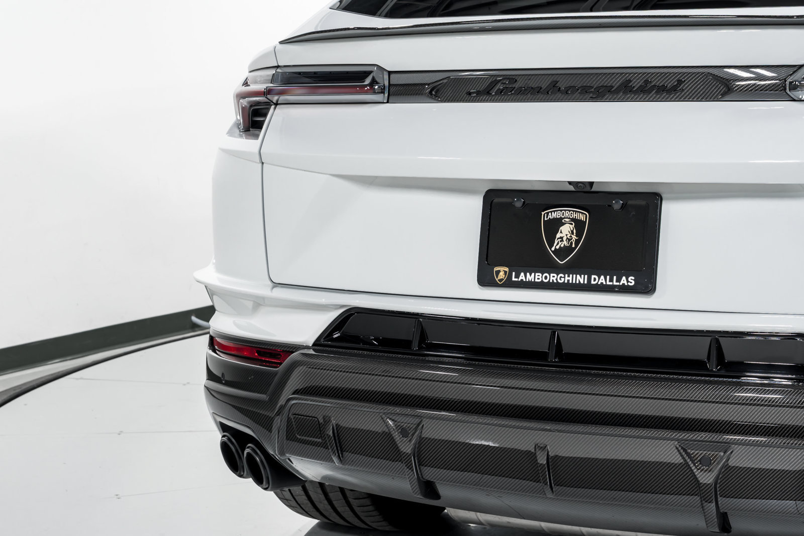 Used 2024 Lamborghini Urus Performante AWD/4WD image 59