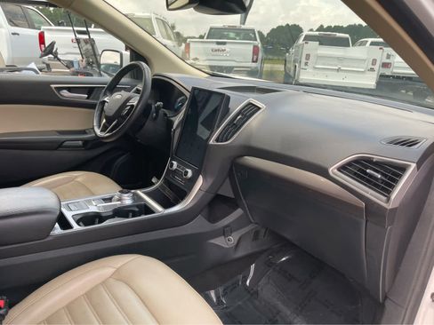 Used 2024 Ford Edge SEL AWD/4WD image 28