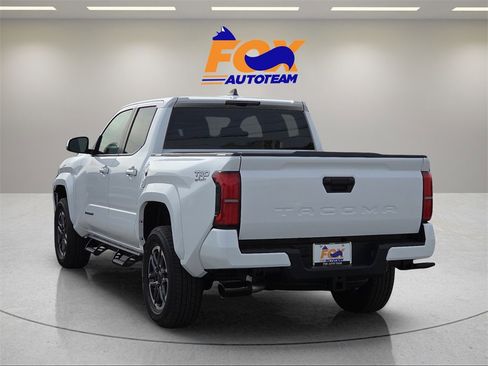 New 2026 Toyota Tacoma TRD Sport image 3