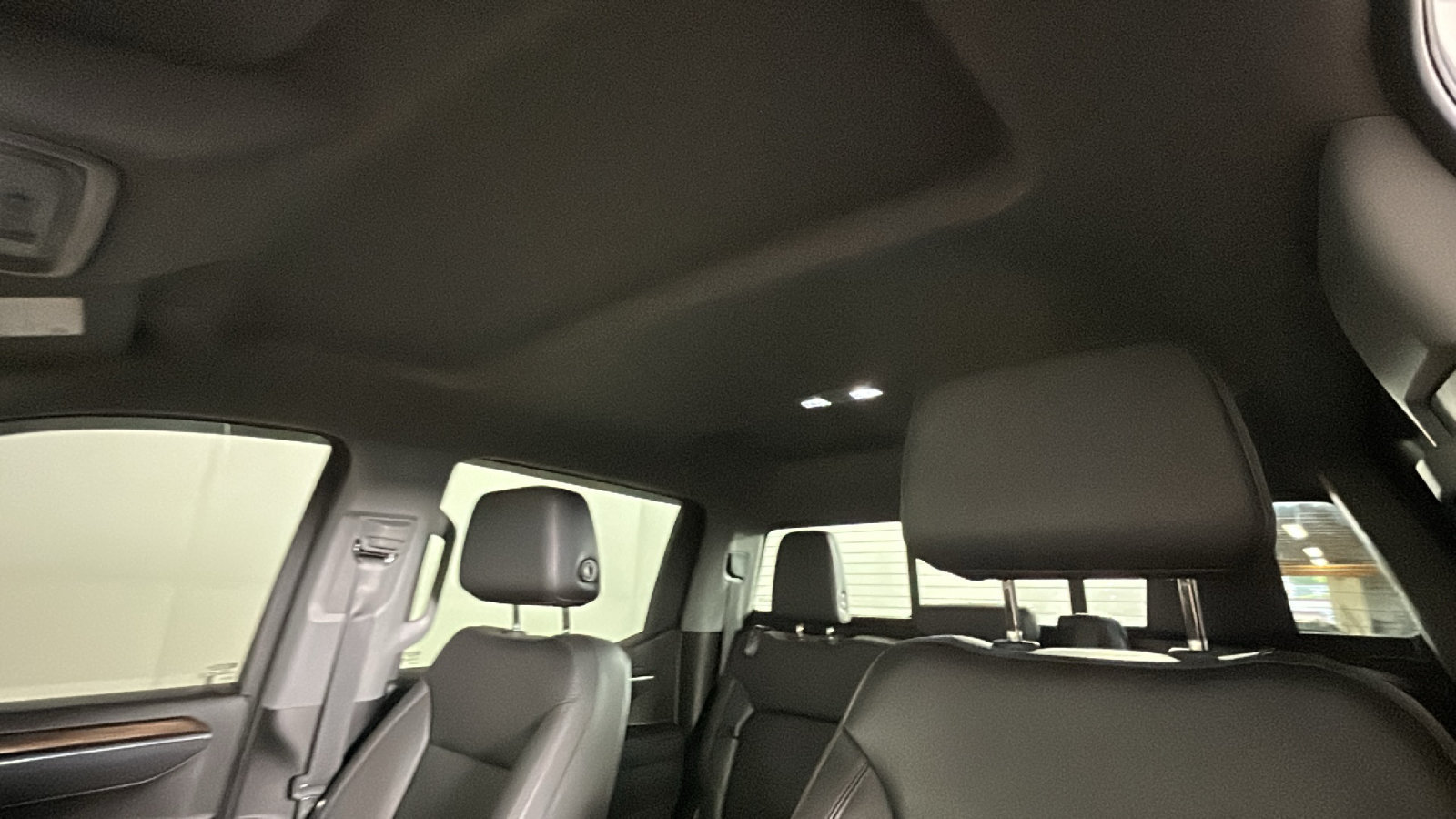 Used 2025 Chevrolet Silverado 1500 LT Trail Boss w/ Convenience Package II AWD/4WD image 14
