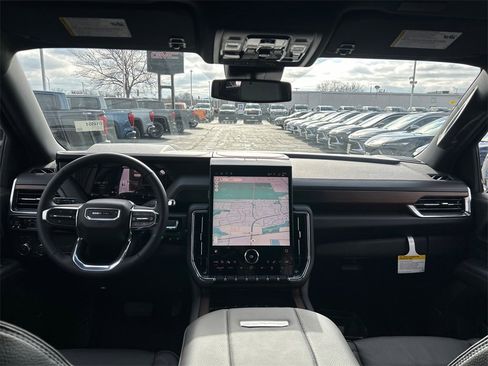 New 2026 GMC Yukon XL Denali image 30