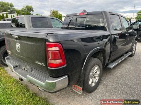 Used 2021 RAM 1500 Laramie AWD/4WD image 3