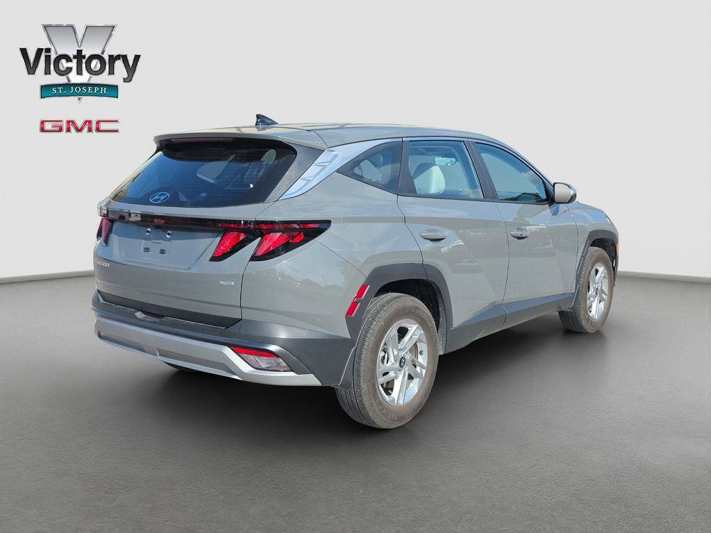 Used 2025 Hyundai Tucson SE AWD/4WD image 18