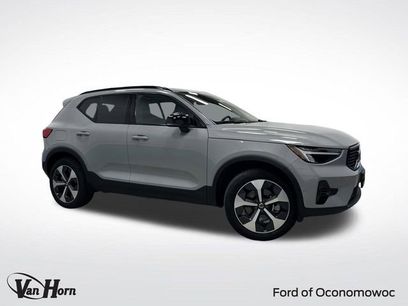 Used 2024 Volvo XC40 B5 Plus