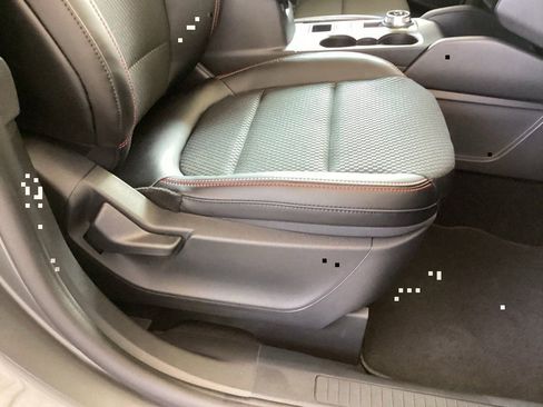 New 2025 Ford Escape ST-Line w/ Equipment Group 301A image 30