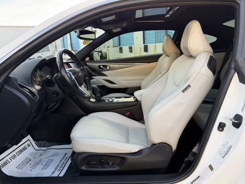 Used 2018 INFINITI Q60 3.0t Luxe w/ Sensory Package 3.0T Luxe image 10