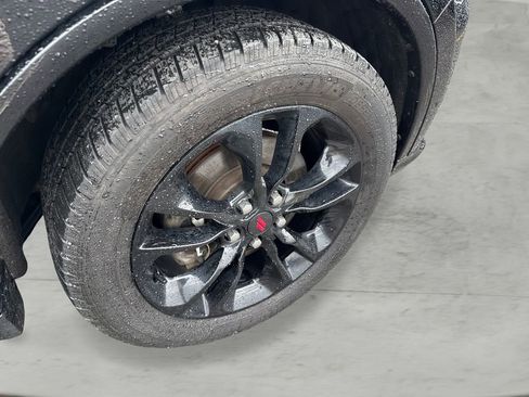 Used 2020 Dodge Durango R/T w/ Technology Group AWD/4WD image 9