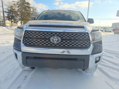 Used 2019 Toyota Tundra SR5 w/ SR5 Upgrade Package image 3