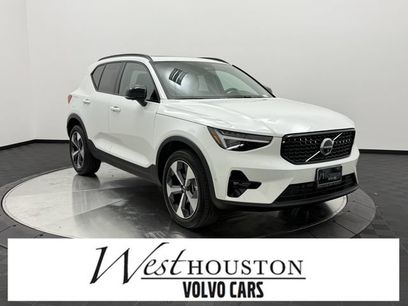 Certified 2026 Volvo XC40 B5 Plus