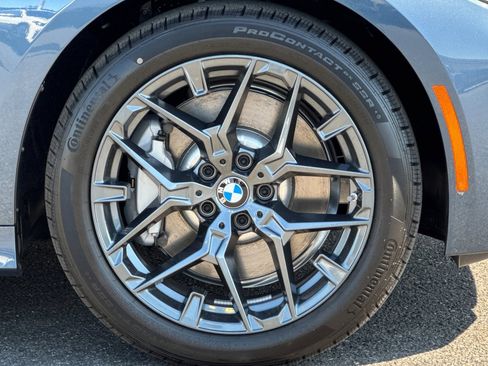 Used 2025 BMW 330i 330i w/ Convenience Package image 11