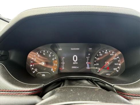 Used 2022 Jeep Compass Trailhawk w/ Trailhawk Convenience Group AWD/4WD image 8